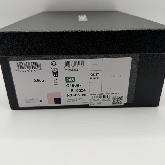 NEW NIB Chanel Beige Black Bicolor CC logo Cap Toe Mary Jane Buckle Ballet Flats - Picture 11 of 13